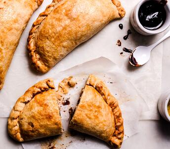 traditional cornish pasty 