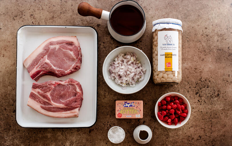 pork chops with chilli butter and beans