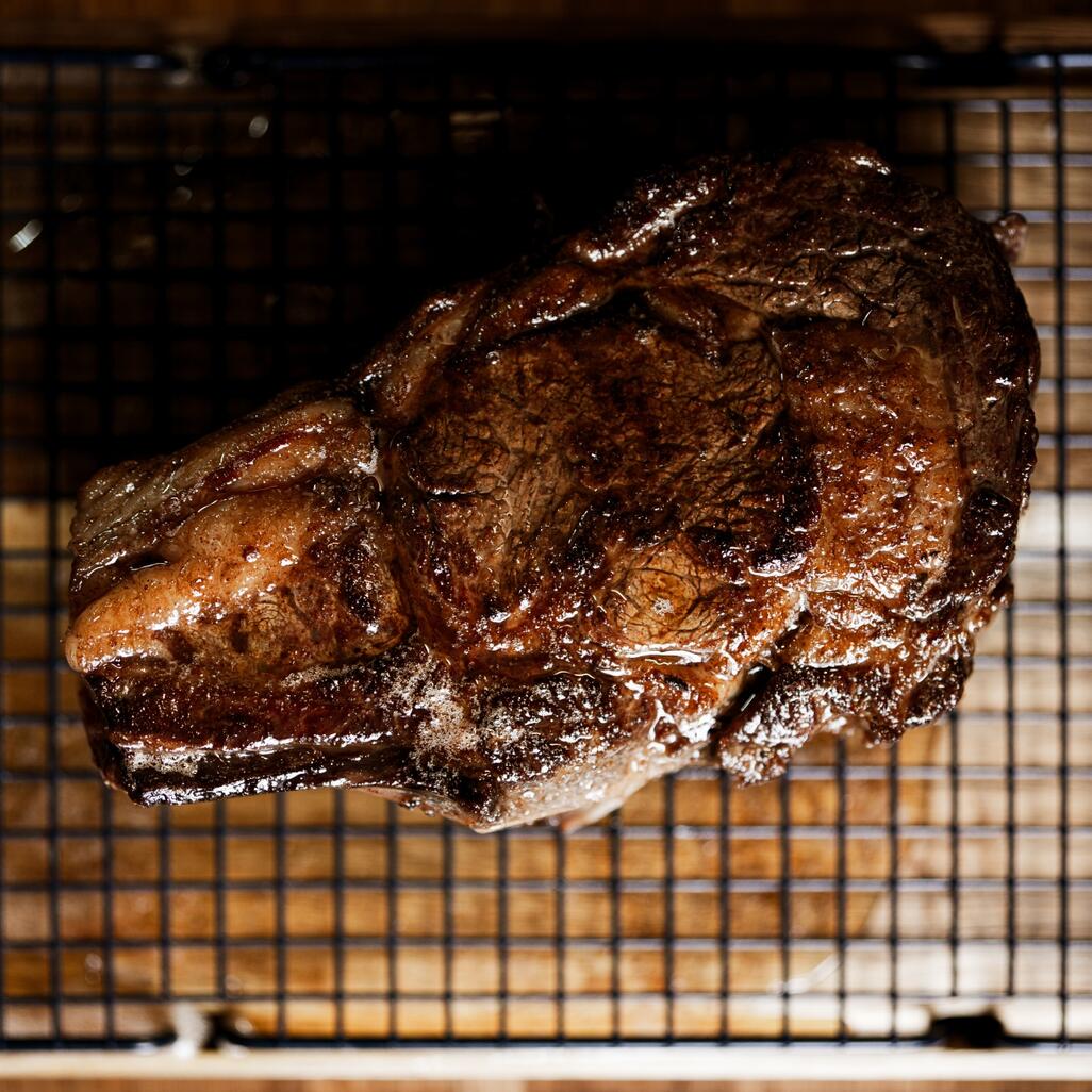 picture of wing rib steak cooked