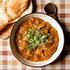 picture of chicken tikka masala with naan bread