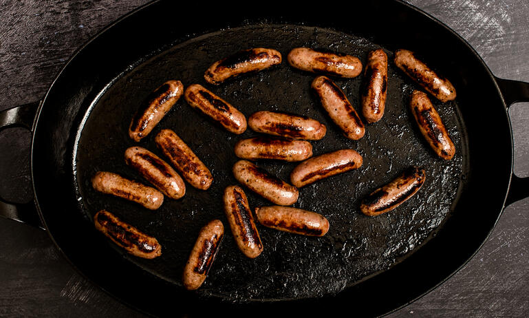 venison, pork & caramelised onion sausage recipe