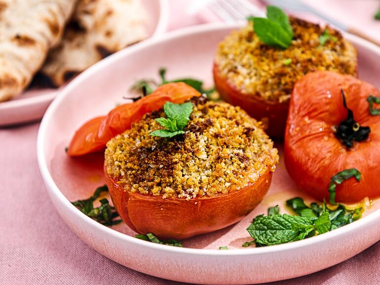 stuffed vine tomatoes with arabica spiced lamb