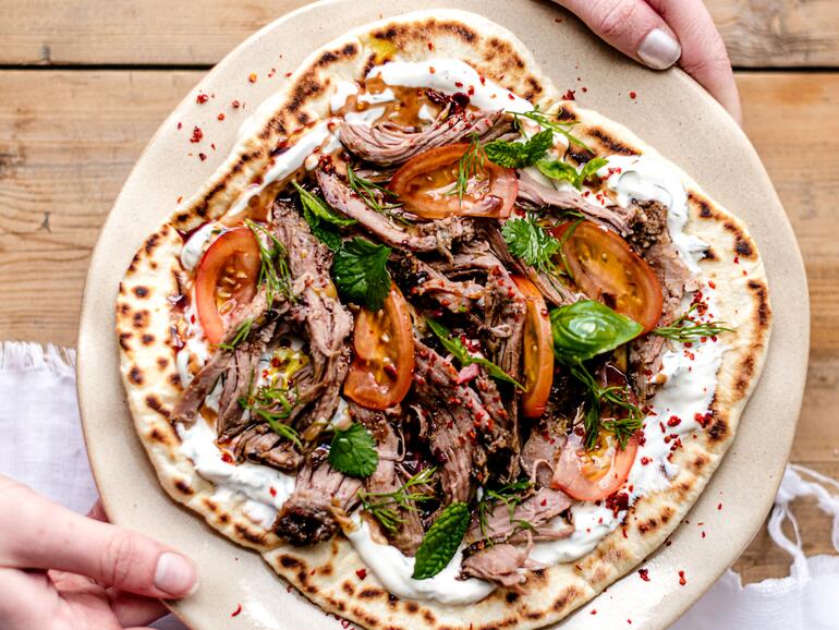 cooked lamb flatbreads with dill yoghurt