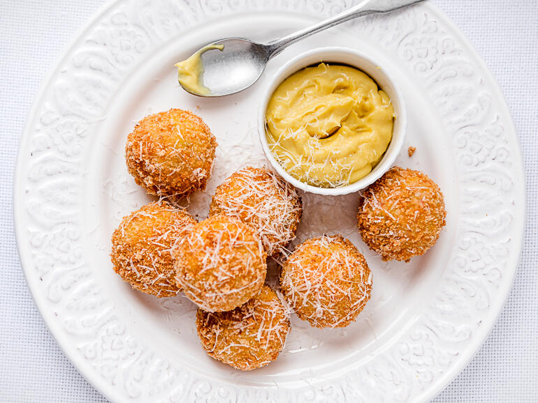 cooked ham and leek croquettes with saffron mayonnaise