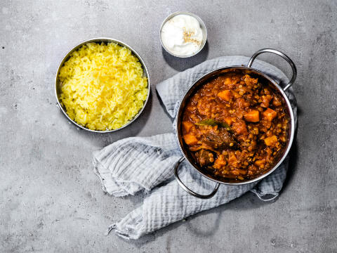 wild venison ‘dhansak’ & saffron basmati rice cooked