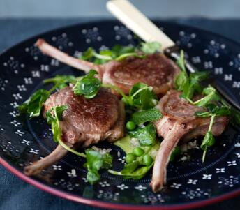 lamb cutlets with peas and mint cooked 