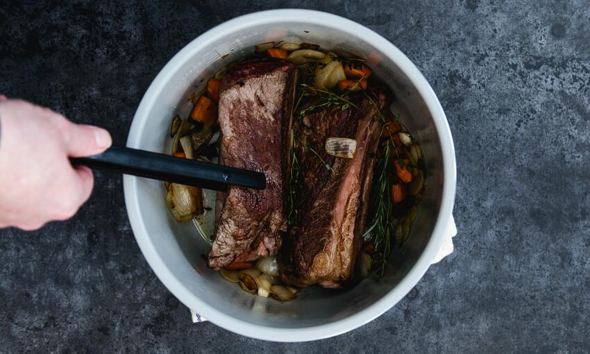 cooking beef short rib in a pot